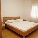 Vlade Apartment Primosten