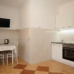 Vlade *