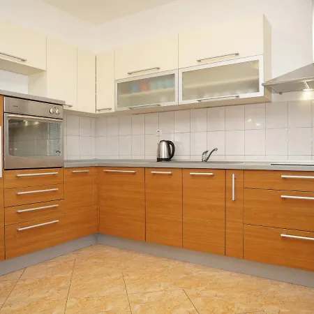 Vlade Apartment Primosten