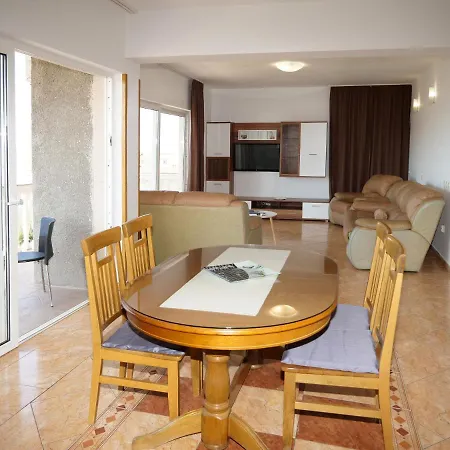 Apartment Vlade
